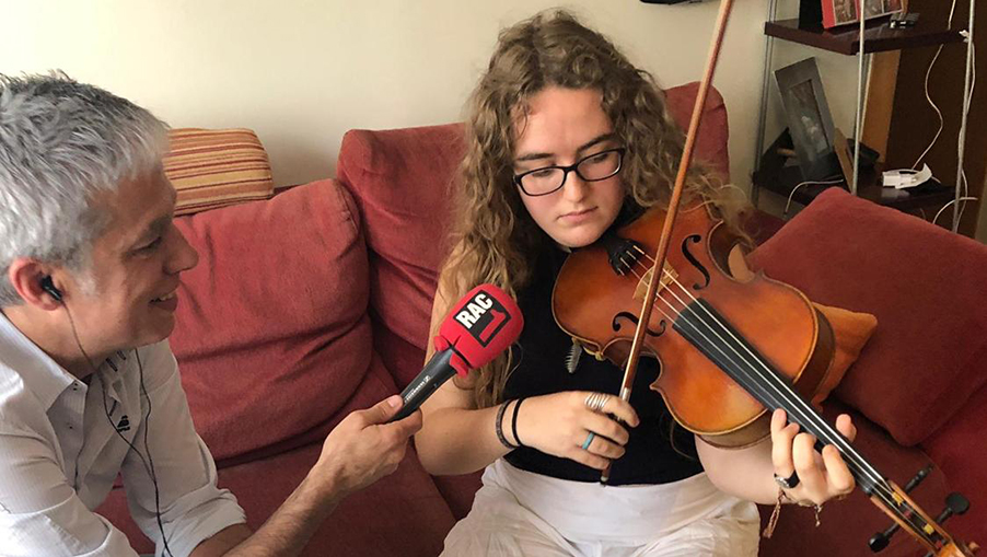 Una noia de 17 anys recupera les cançons que els catalans cantaven a Mauthausen