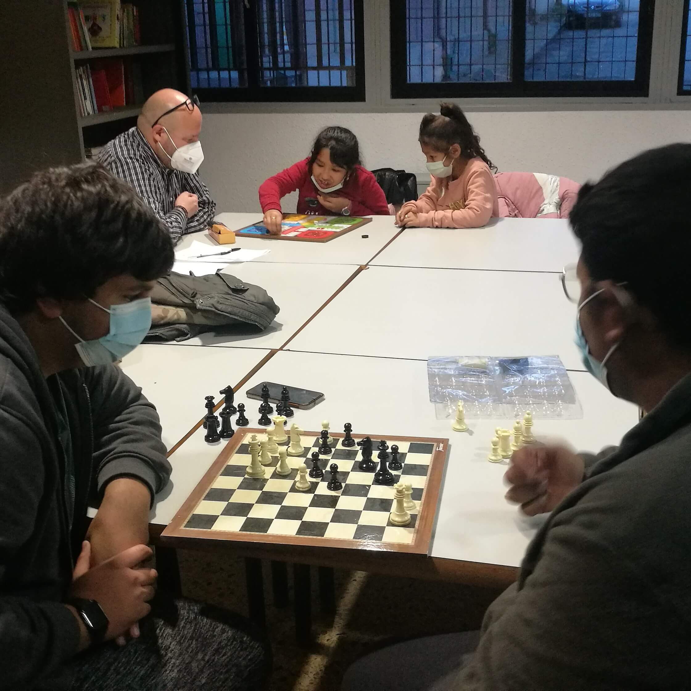 Fem reforç escolar i alfabetització